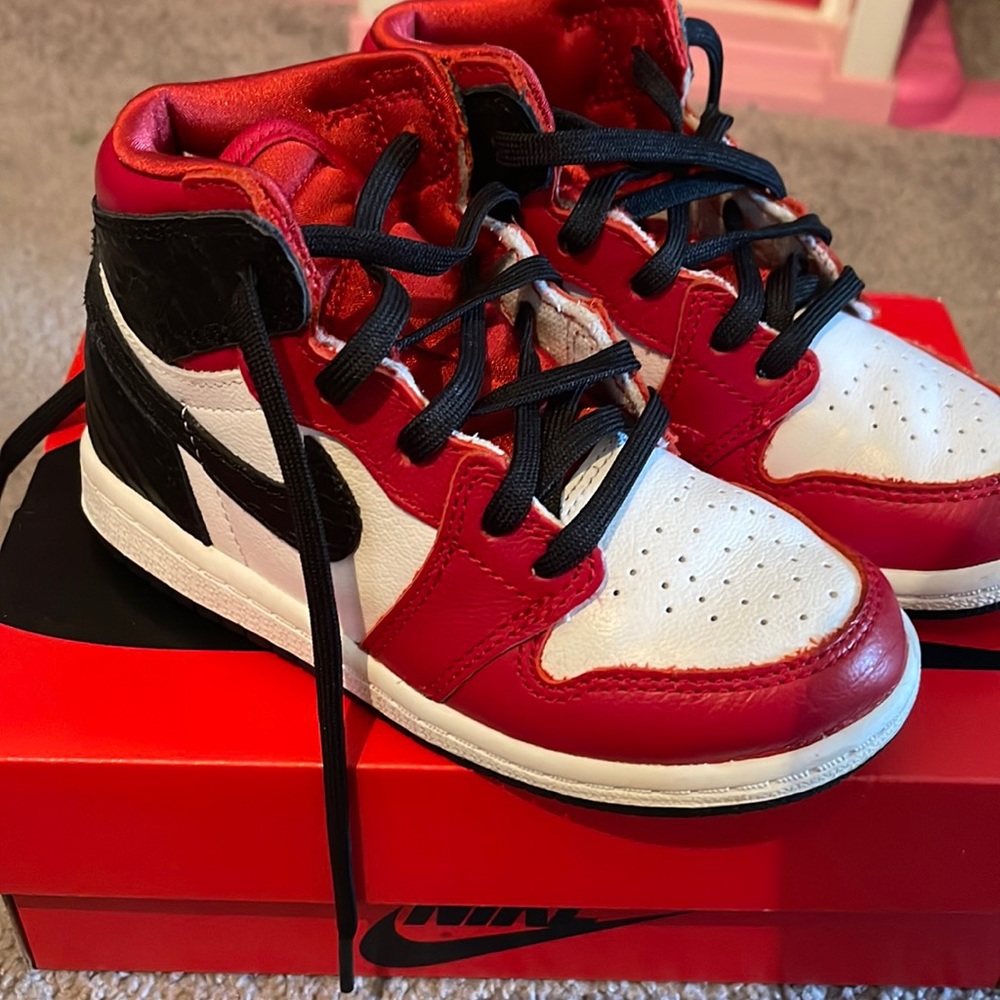 Nike Jordan 1 Retro